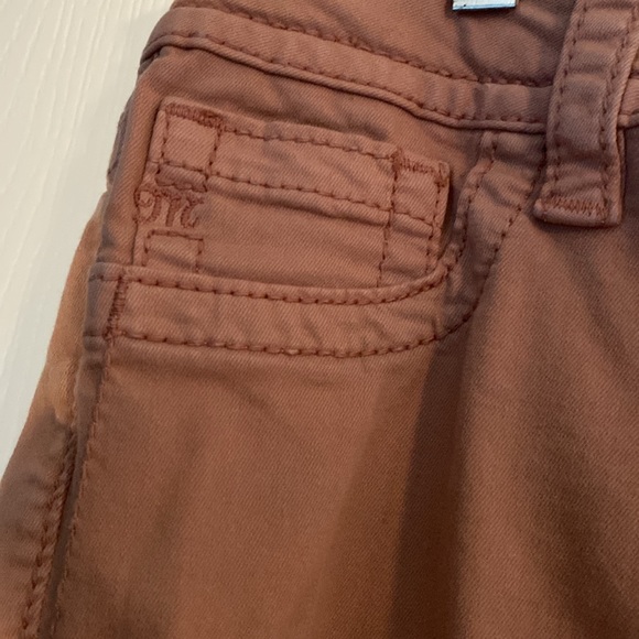 Dusty rose Miss Me jeans cropped size 29 - Picture 2 of 9